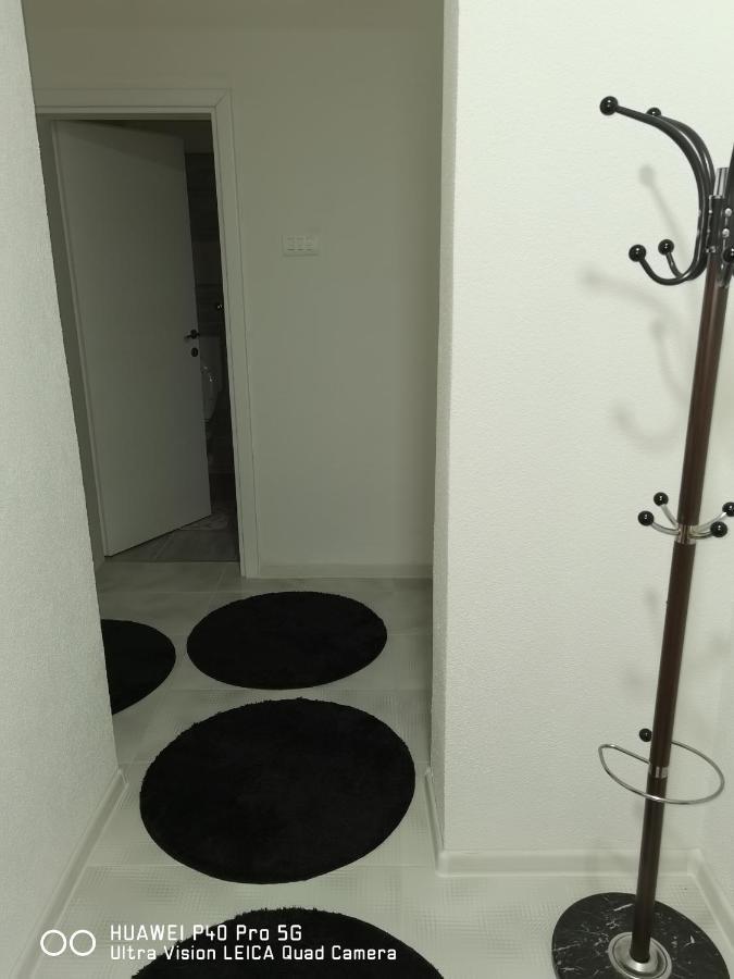 בוסנסקה קרופה Apartmens Una מראה חיצוני תמונה